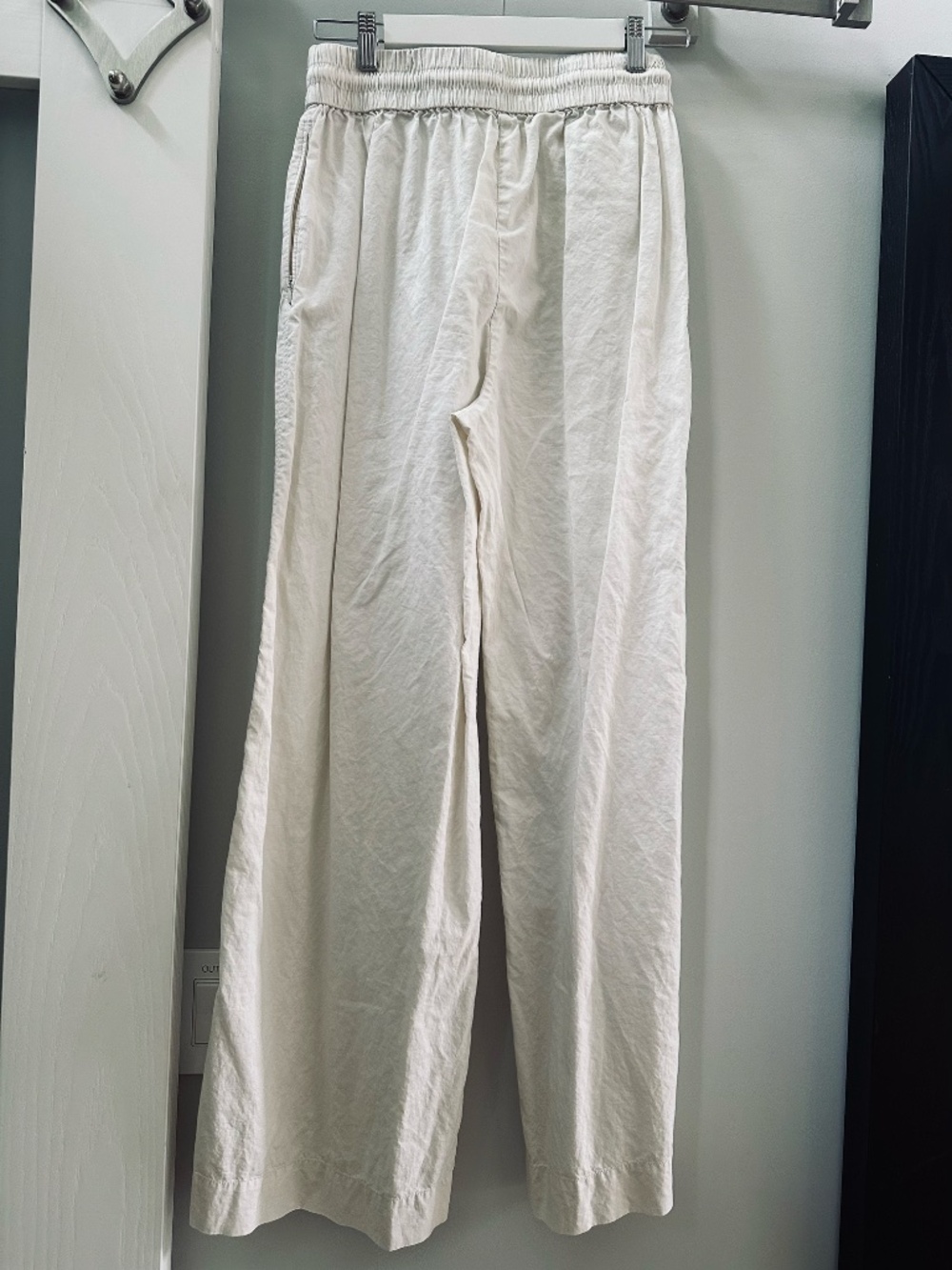 FRAME Wide-Leg Pants · Off-White · Side Slits · Elastic Waist Size M - Picture 2 of 4